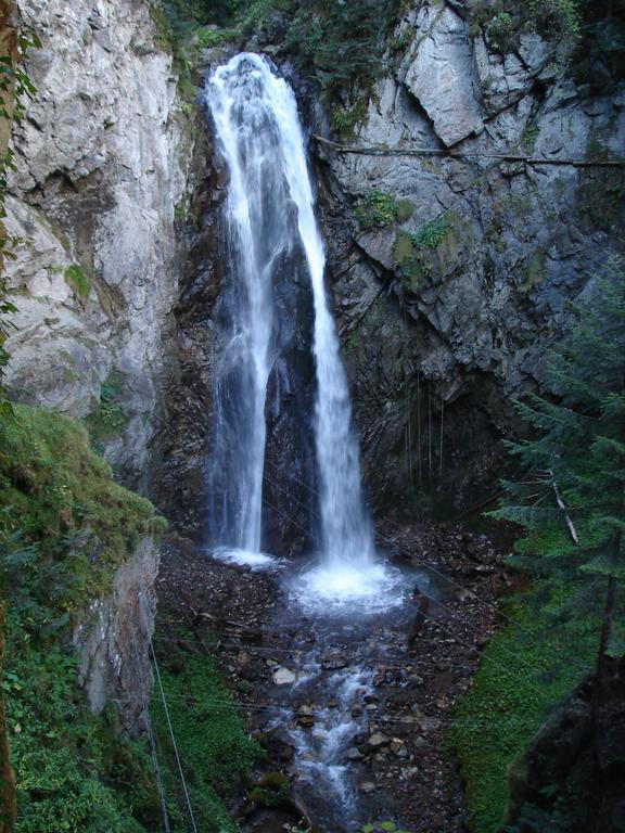 Gite Auberge Les Cascades ลามงจี ภายนอก รูปภาพ